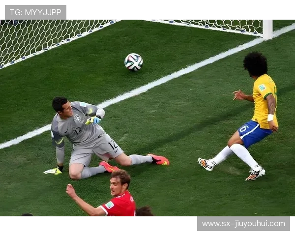 皇马梦之队：传奇球员汇聚的足球王朝与辉煌历史探秘